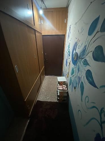 Бөлмөлөр: Продаю трехкомнатную квартиру в микрорайоне Верхний Джал, дом — 3