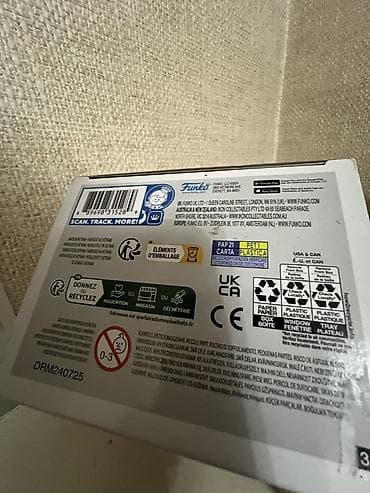 Funko Pop! Games: Pokémon — Pikachu (#353), Special Edition - — 4