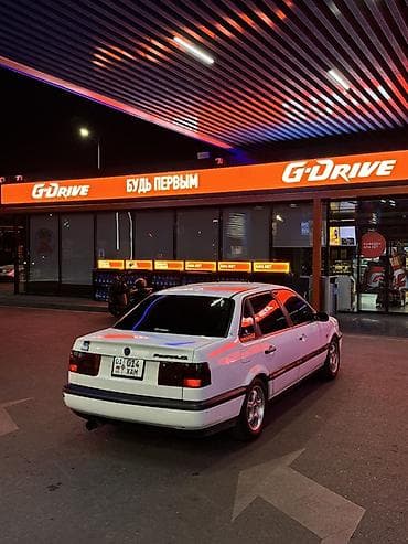 купить кран 25 тонн бу: Volkswagen Passat: 1993 г., 1.8 л, Механика, Бензин, Седан — 4