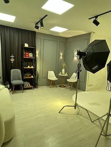 Манас/Киевская Сдается студия Площадь: 40м2 Циклорама + 5 фон Ком at lalafo.kg Манас/Киевская Сдается студия Площадь: 40м2 Циклорама + 5 фон Ком