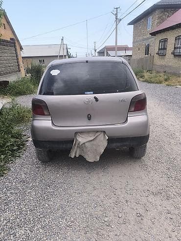 Toyota Vitz: 2001 г., 1 л, Автомат, Бензин, Хэтчбэк — 2
