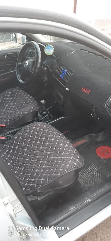 cl 63: Volkswagen Golf: 1998 г., 1.4 л, Механика, Бензин, Хэтчбэк — 3