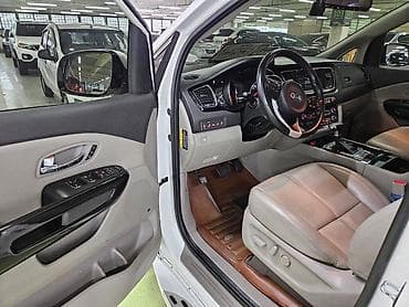 kia shortage: Kia Carnival: 2016 г., 2.2 л, Автомат, Дизель, Минивэн — 5