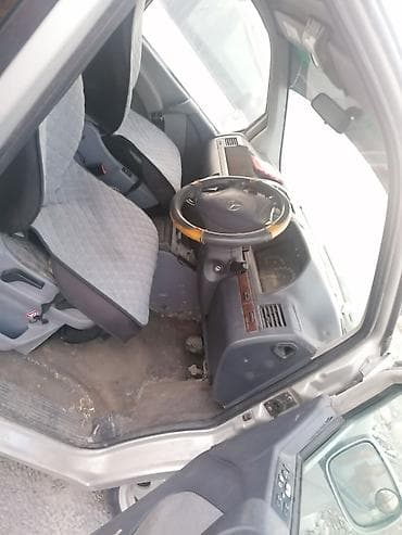 авто вит: Mercedes-Benz Vito: 2002 г., 2.8 л, Типтроник, Бензин — 5