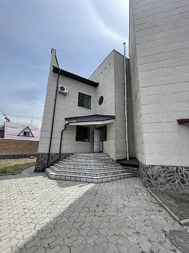 парковая: Сдается Дом Район Ташрабат 3 этажный 5 соток 7 комнат 4 сан узла — 2