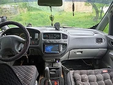 Продажа авто: Mitsubishi Space Gear: 1998 г., 2 л, Механика, Бензин, Минивэн — 7