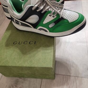 gucci обувь: Gucci (оригинал)

Размер 37.5
Цена: 6000
Оригинал — 2