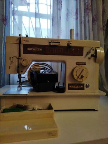 Продаю бытовую швейную машину .В рабочем состоянии.5000 сом