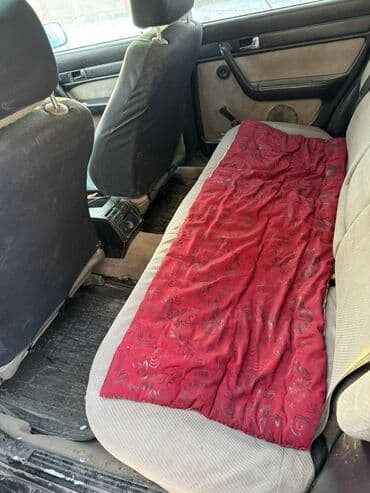 Квадроциклдер: Audi 100: 1992 г., 2.6 л, Механика, Газ, Универсал — 8