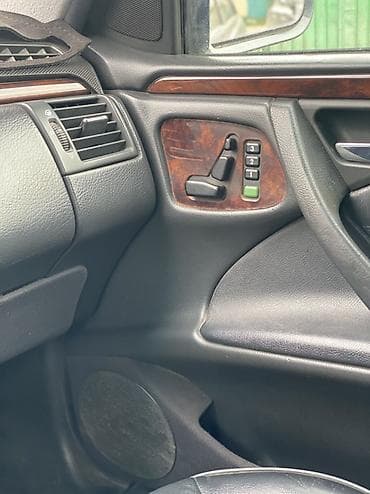 подлокотник w210: Mercedes-Benz E-Class: 2000 г., 3.2 л, Автомат, Бензин, Седан — 5