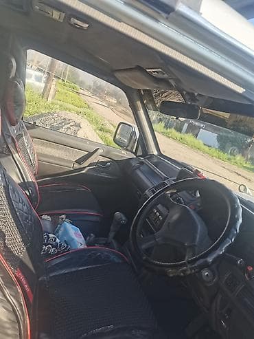 Продажа авто: Mitsubishi Pajero: 1993 г., 2.8 л, Автомат, Дизель, Внедорожник — 5
