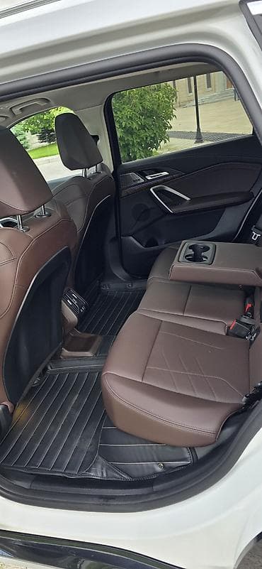 для bmw: BMW iX1: 2025 г., Автомат, Электромобиль, Кроссовер — 10