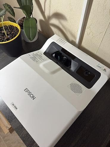 проектор лазерный: Epson EB-725Wi — это ультракороткофокусный интерактивный лазерный — 2