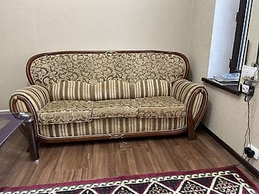 тройная картина: Прямой диван, Б/у — 2