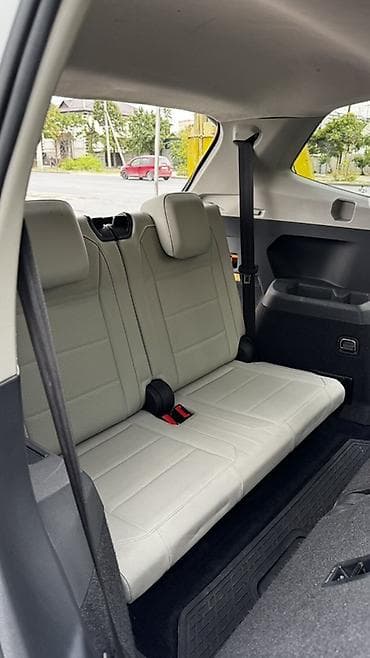 Продажа авто: Volkswagen Tiguan: 2019 г., 2 л, Автомат, Бензин, Кроссовер — 10