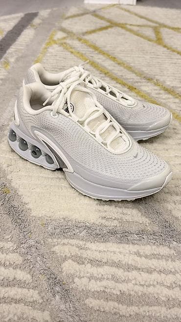 Мужские кроссовки, 40, Nike, Б/у, цвет - Белый