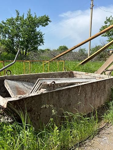 СРОЧНО ПРОДАМ КОРЫТО. Целое! Самовывоз