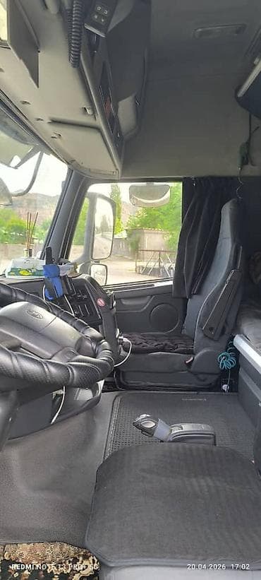 эксковатор мтз: Тягач, Volvo, 2009 г., Тентованный — 7