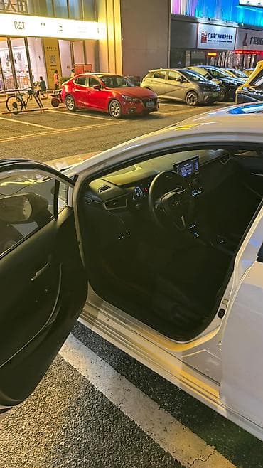 prius plus: Toyota Corolla: 2023 г., 1.8 л, Вариатор, Бензин — 6