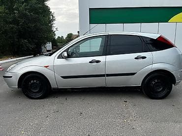 small car: Ford Focus: 2003 г., 1.6 л, Механика, Бензин, Хэтчбэк — 5