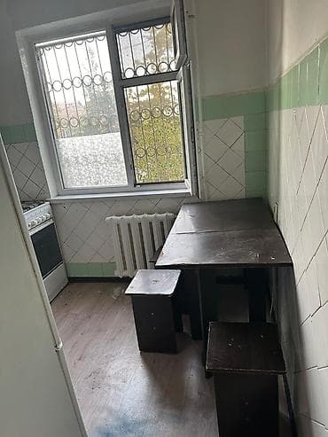 4 bedroom: 3 комнаты, Собственник, С мебелью частично — 3