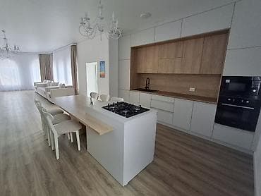 220 м², 8 комнат at lalafo.kg 220 м², 8 комнат