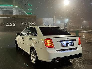 Daewoo Lacetti: 2004 г., 1.6 л, Автомат, Бензин, Седан — 7