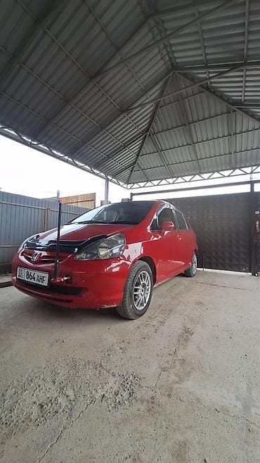 Honda Fit: 2000 г., 1.3 л, Вариатор, Бензин, Хэтчбэк