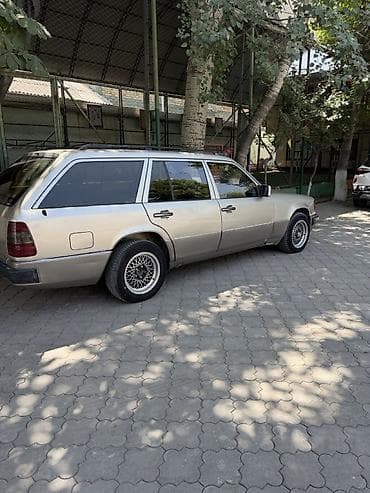 124 сидения: Mercedes-Benz W124: 1991 г., 2.9 л, Механика, Дизель, Универсал — 1