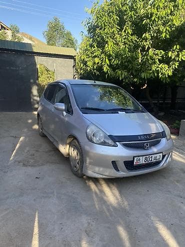 хонда степвагон 1: Honda Jazz: 2004 г., 1.5 л, Кол менен иштөөчү, Бензин, Хетчбек — 2