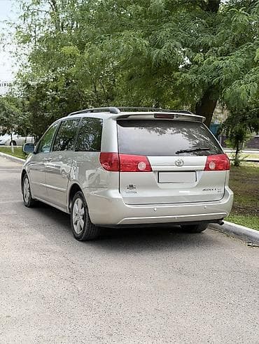 фары ист: Toyota Sienna: 2007 г., 3.5 л, Автомат, Газ, Минивэн — 5