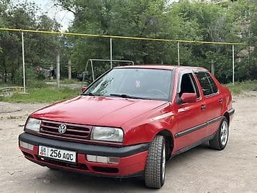 продаю вазу: Volkswagen Vento: 1992 г., 1.8 л, Механика, Бензин, Седан — 2