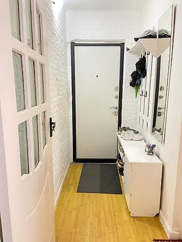 3 комнатная квартира токмок: 3 комнаты, 58 м², 104 серия, 1 этаж, Косметический ремонт — 1