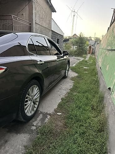 задний вид камри 30: Toyota Camry: 2017 г., 2.5 л, Автомат, Бензин, Седан — 8