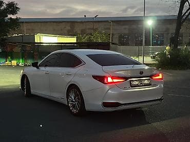 Транспорт: Lexus ES: 2020 г., Вариатор, Гибрид, Седан — 2