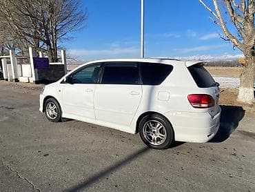 Toyota Ipsum: 2002 г., Автомат, Газ, Минивэн — 3