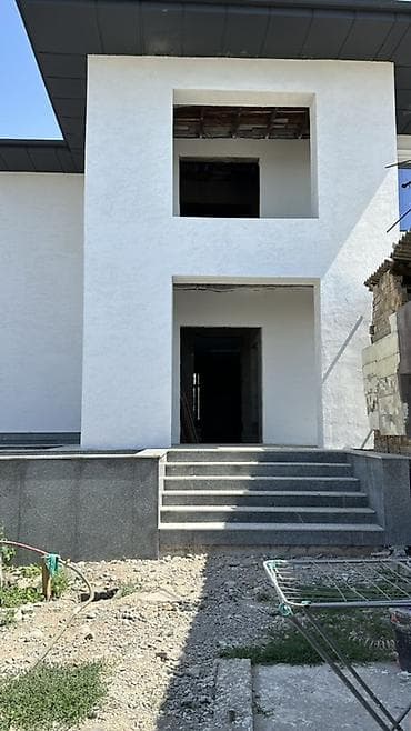 Дома: Продаю дом в Ак Орго двухэтажный современный дом. 280 кВ.м От трассы — 4
