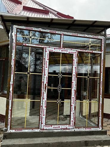 Пластиковое окно на заказ, Тип окна: Панорамные, Декоративные особенности: Декоративный переплет, Платная установка, Без рассрочки