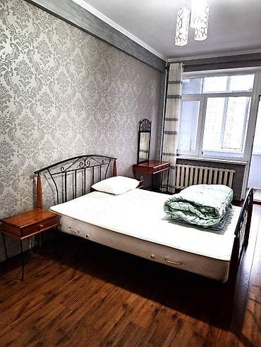 Батирлер: 2 бөлмө, Менчик ээси, Чогуу жашоосу жок, Толугу менен эмереги бар — 3