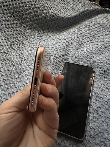 sumsung s25: Два смартфона: 1) Samsung Galaxy S21 (розовое золото) - Тройной — 2