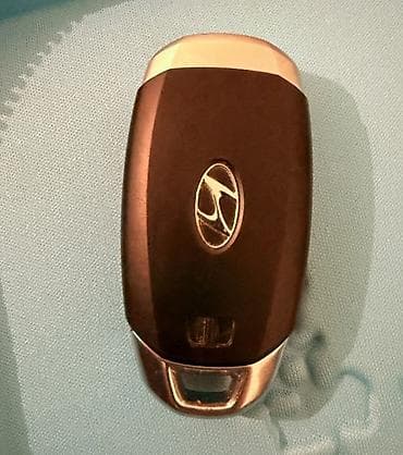 выкидной ключ: Смарт-ключ (брелок) Hyundai. Описание: - Оригинальный брелок с — 2