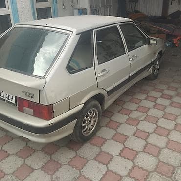 авто на российских номерах: ВАЗ (ЛАДА) 2114: 2004 г., 1.5 л, Механика, Хэтчбэк — 4