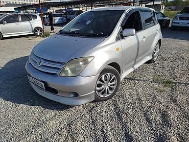 Toyota Ist: 2003 г., 1.3 л, Автомат, Бензин, Хэтчбэк