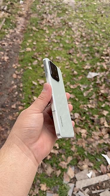 iphon 12 pro max: Xiaomi, 13, Б/у, 256 ГБ, 2 SIM — 2