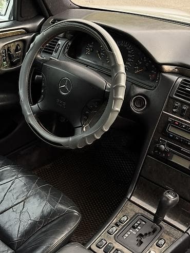 ош е34: Mercedes-Benz E-Class: 1997 г., 3.2 л, Автомат, Седан — 3