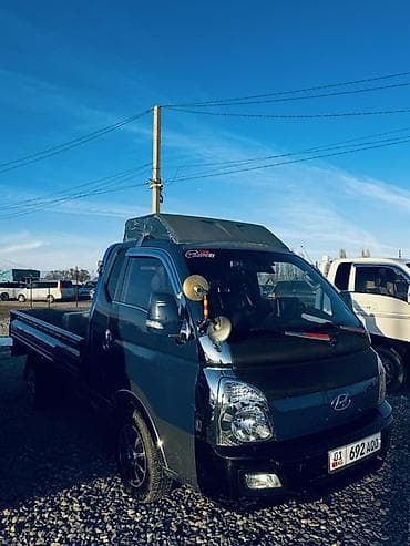 lexus 2021: Легкий грузовик, Hyundai, Стандарт, До 1 т, Б/у — 3