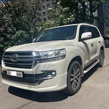 Toyota Land Cruiser: 2016 г., 4.6 л, Автомат, Бензин, Внедорожник — 2
