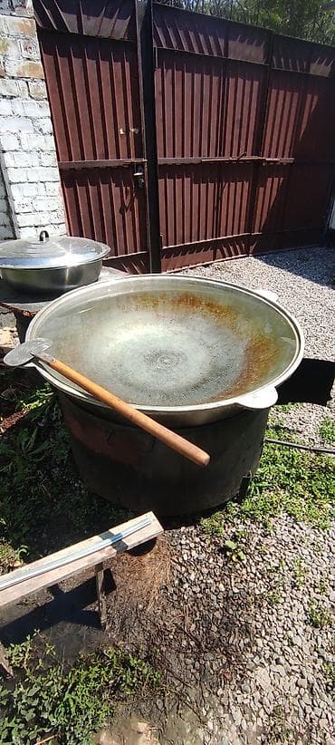 Промышленный казан с очагом и газовой горелкой 250 л - Большой at lalafo.kg Промышленный казан с очагом и газовой горелкой 250 л - Большой