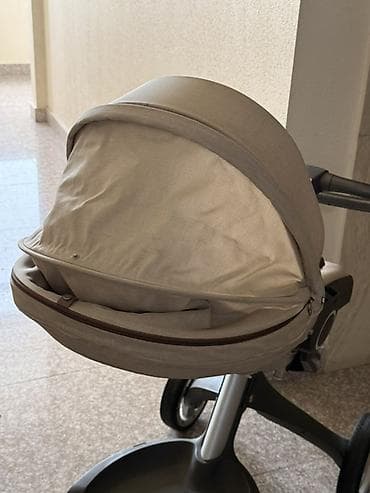 коляски стокки: Коляска, Stokke, цвет - Золотой, Б/у, Платная доставка, Самовывоз — 1