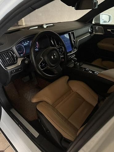 юто 80: Volvo S80: 2020 г., 2 л, Автомат, Бензин, Седан — 5